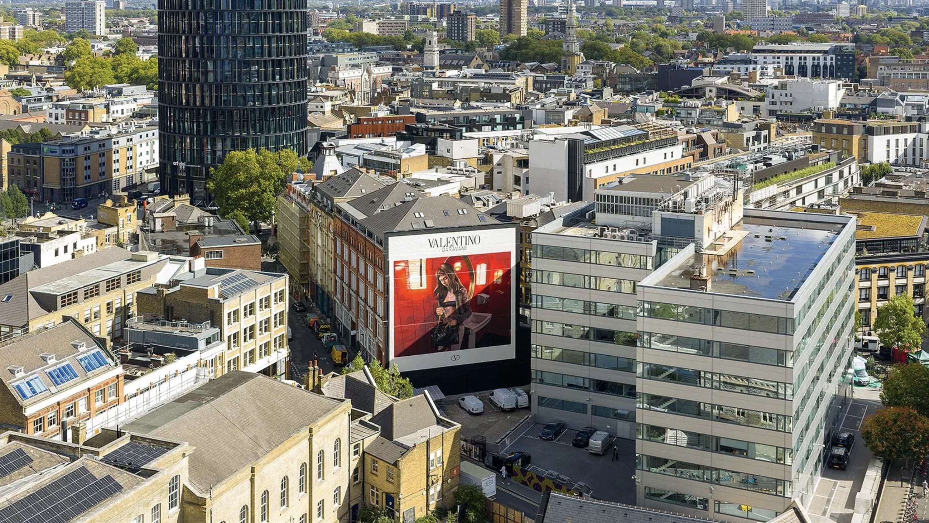 We helped Clairo make her mark in London, as the star of Valentino Garavani’s “Le Méta Théâtre Des Intimités” campaign. Our mural was the London centrepiece of this global campaign, hand-painted in hyper realistic detail on our Tabernacle Street wall in S